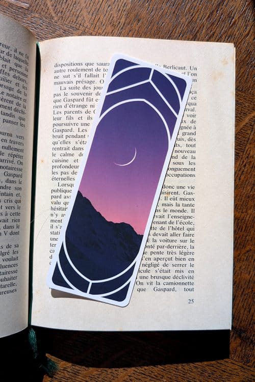 marque-page pyrenees nuit lune montagne